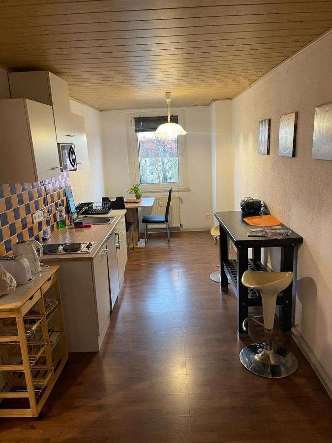 Kleine Wohnung Fuer Monteure Und Dienstreisen Zwickau Exterior photo